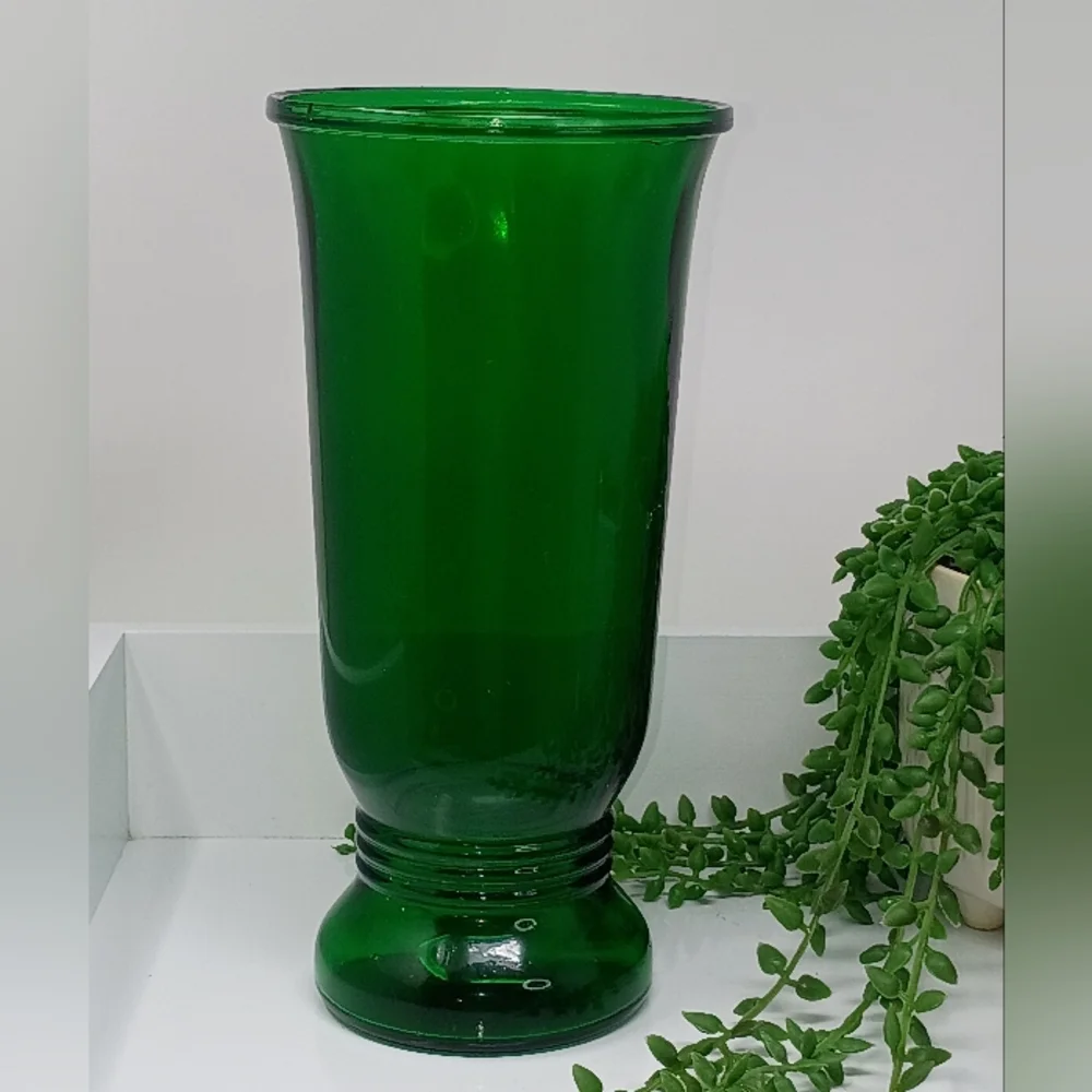 Elegant Green Glass Vase